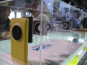 Nokia Lumina 1120