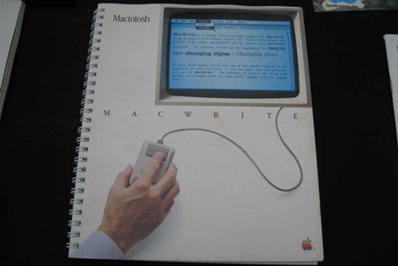 Macintosh 128K unboxing