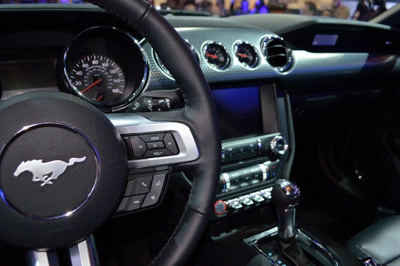 ford mustang int 1