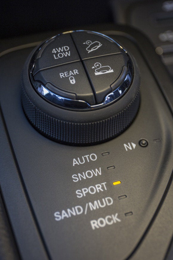 2014 jeep cherokee trailhawk selec terrain dial feb 2014