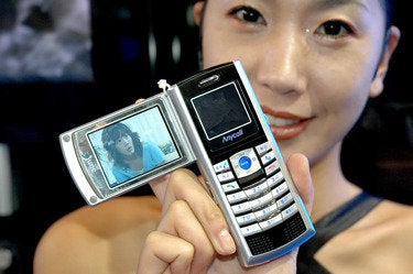 Samsung's satellite TV cellphone