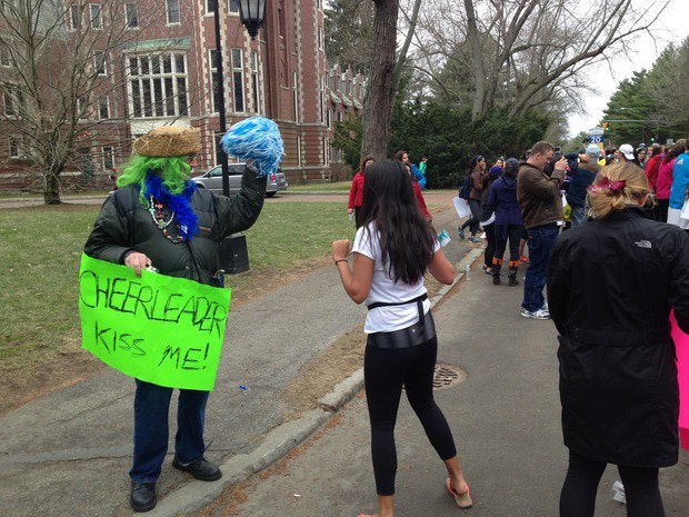 Boston Marathon Wellesley College scream tunnel