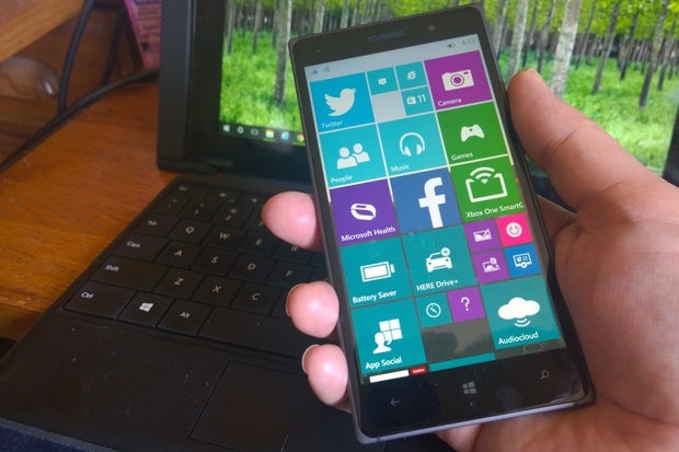 Windows 10 revives the old smartphone-as-PC idea 