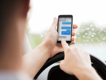 banning cell phone usage while driving essay banning cell phone usage while driving essay