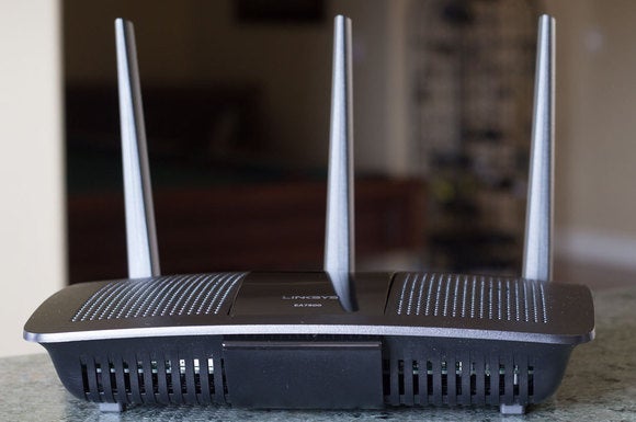 Buffalo vs Linksys: linksys ea7500 front