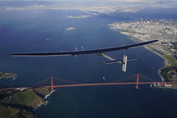 Solar plane makes 62-hour non-stop flight without refueling