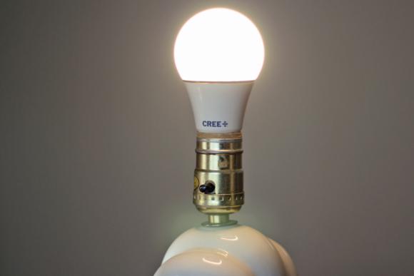 Cree A19 soft-white 60W dimmable LED bulb