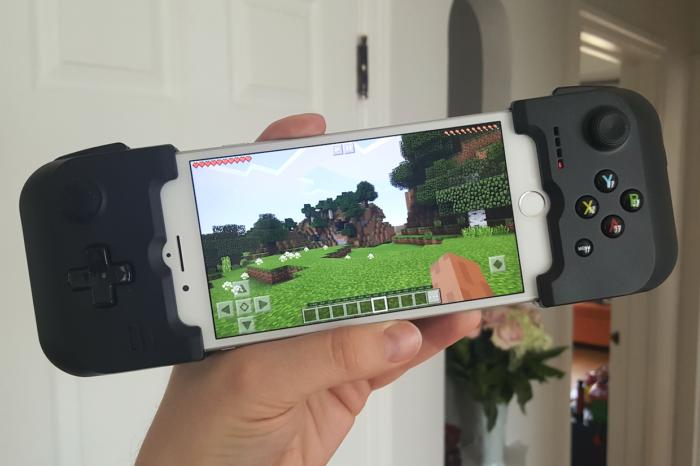 photo of The Gamevice turns your iPhone 7 into a handheld game console image