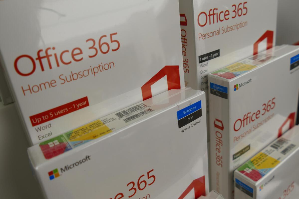 photo of Microsoft will cut services to standalone Office users so they’ll subscribe to Office 365 image