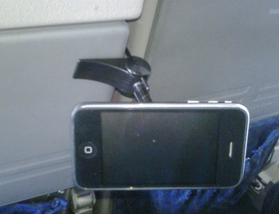 image of iFlyz with iPhone 3G