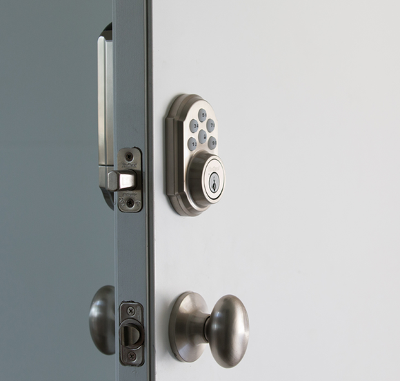 Z-Wave entry lock