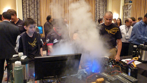 Overclocking with liquid nitrogen