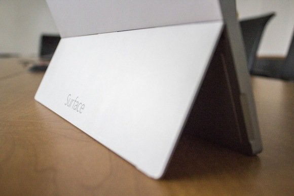 surface 2 kickstand
