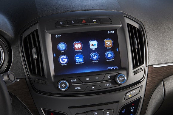 2014 buick regal center console app screen 4g lte march 2014