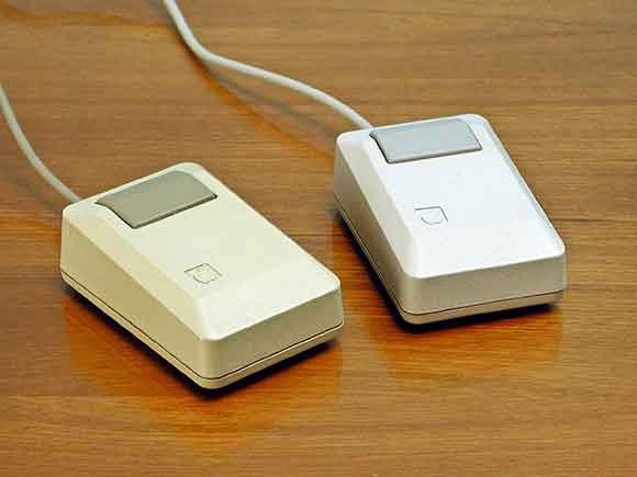 apple macintosh plus mouse
