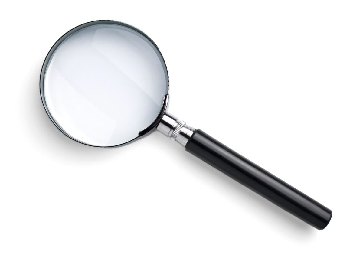 magnifying glass 153873760