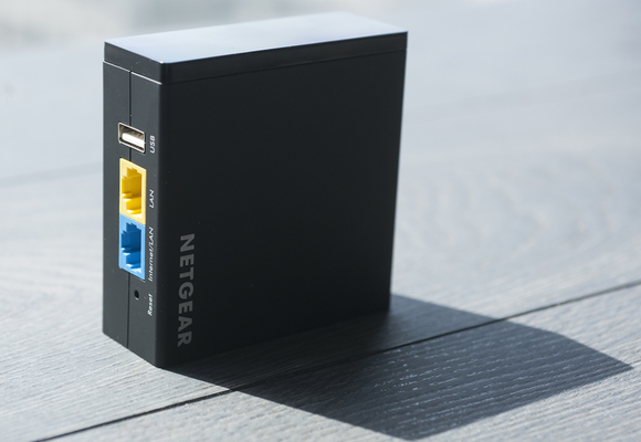 Netgear Trek travel router