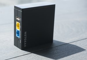 Netgear Trek travel router
