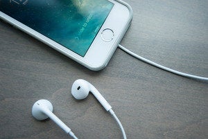 lightningheadphones primary