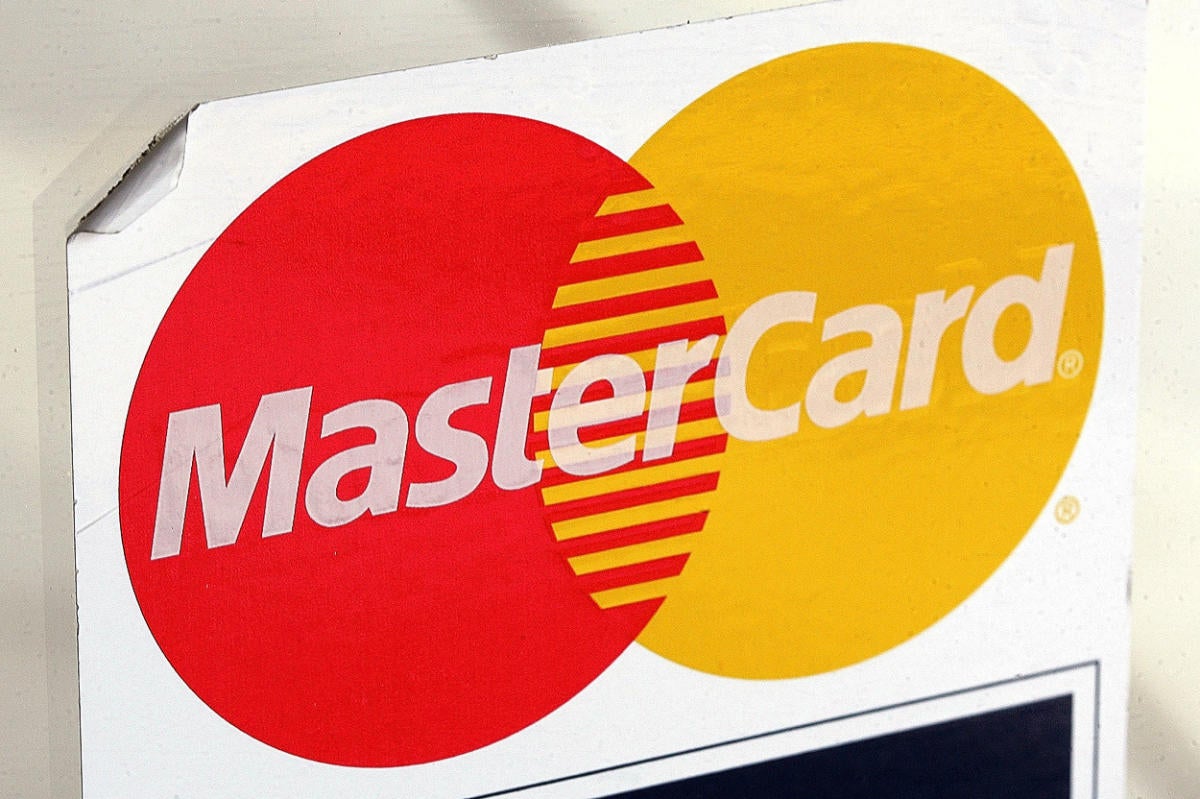 RBI directs Visa, Mastercard to halt card-based commercial payments: Here's  why – India TV