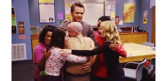 community hug 580