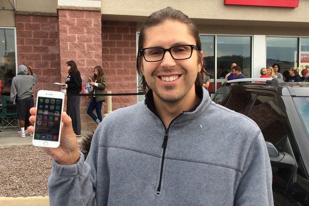 apple fanboy with iphone6