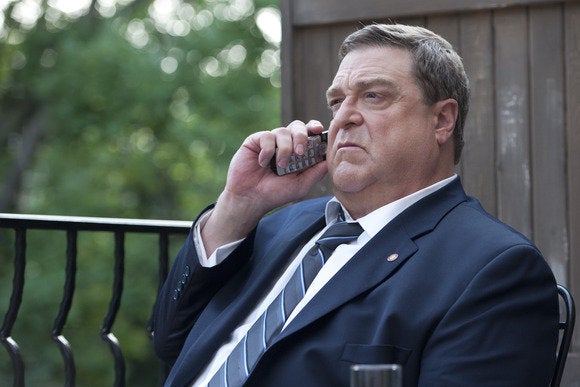 alpha house s2 1