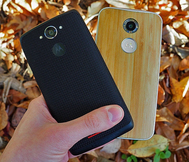 Droid Turbo vs Moto X
