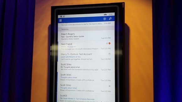 Windows 10 Outlook