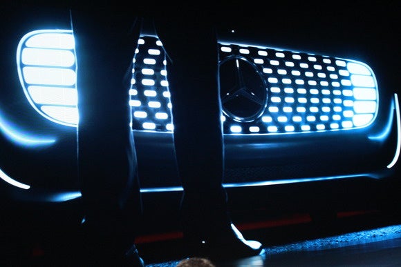 mercedes benz f015 self driving car headlights