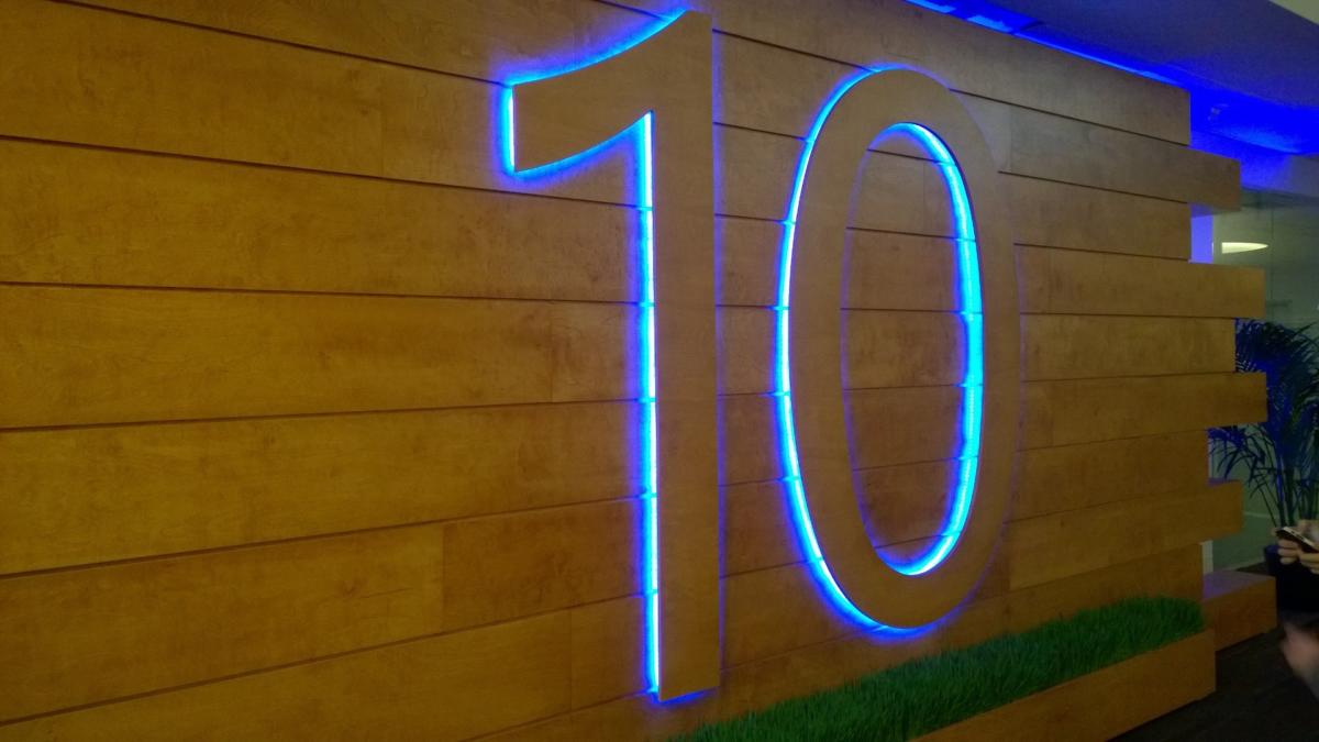 windows 10 number