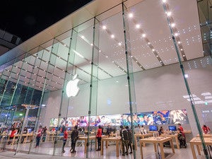 iPhone 8 may actually be released on time