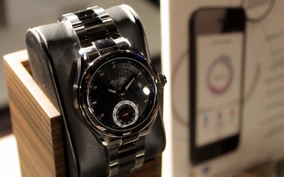 horological smartwatch alpina