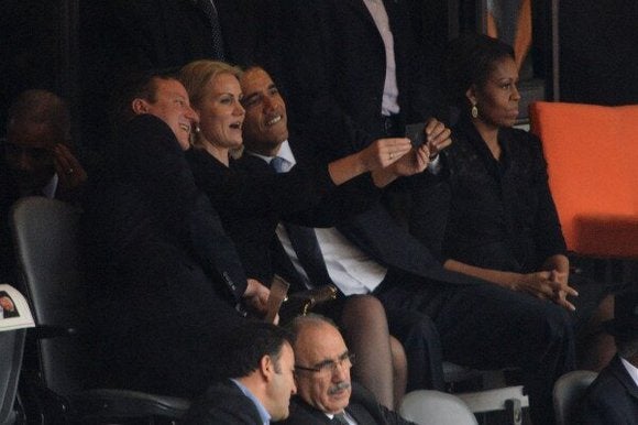 thelist obama funeral selfie