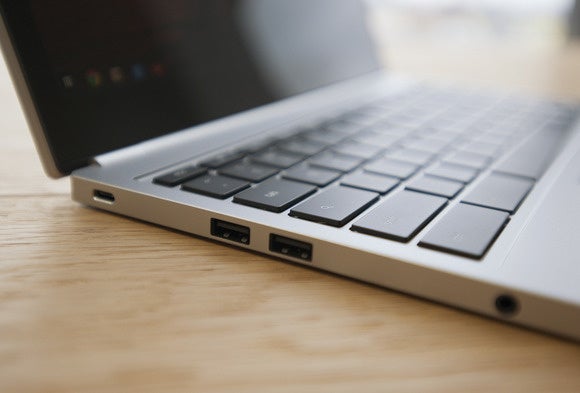 google chromebook pixel 2015 left side