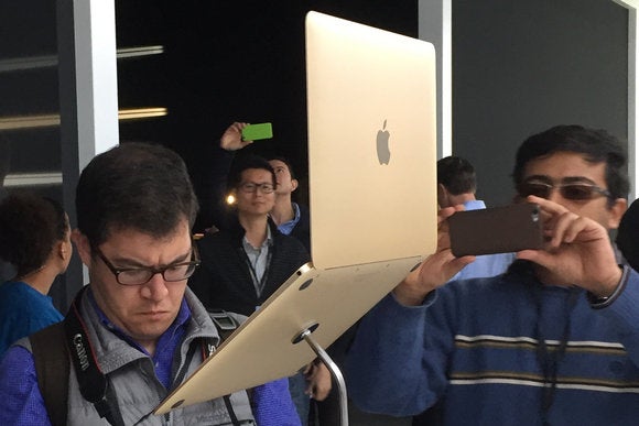 macbook back