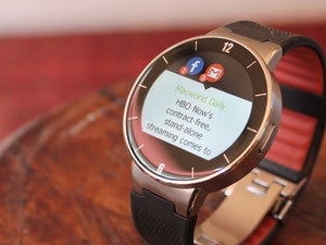 The Moto 360 vs. the Apple Watch