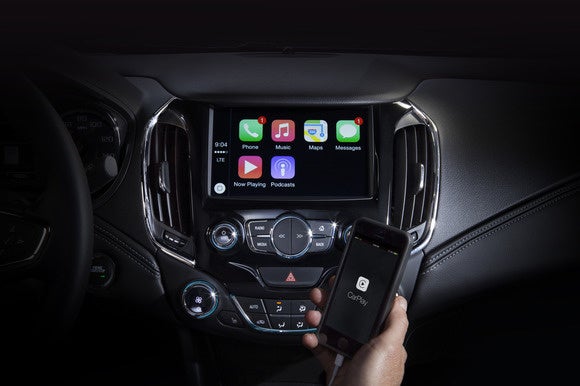 Apple CarPlay's coming to these 14 Chevrolet cars in the 2016 model