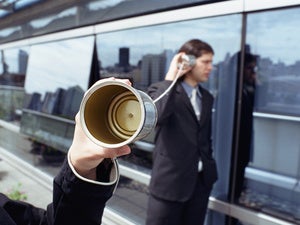 Communication between IT and non-IT workers in a state of crisis