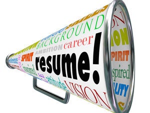 10 signs you need to update your resume