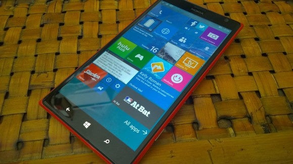 Windows 10 Mobile Build 10136