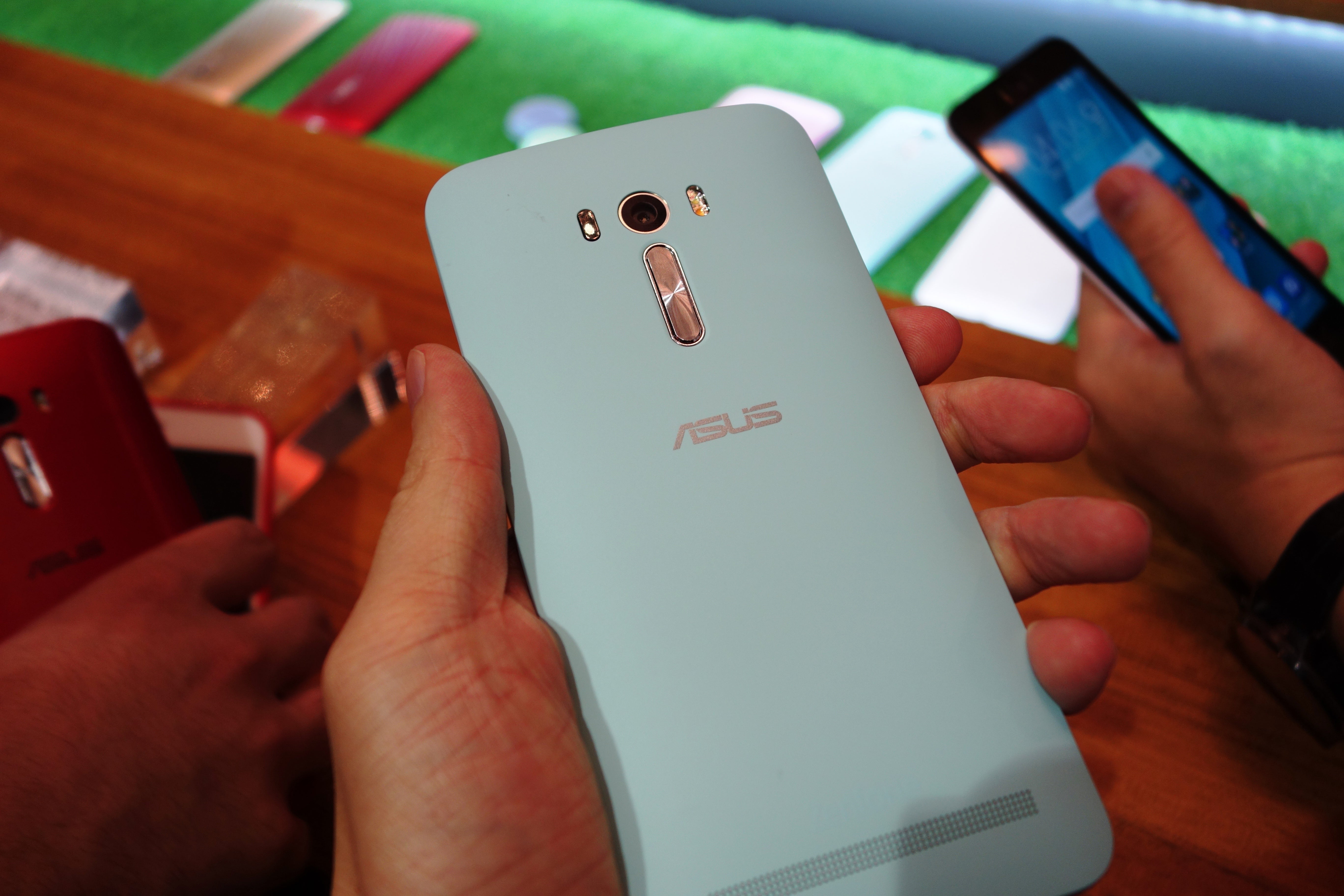 Asus zenfone selfie обзор видео