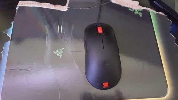 Razer Firefly - Cardboard