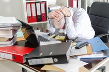 What a messy desk says about a CIO