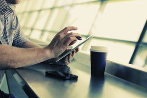 thinkstockphotos airport wifi