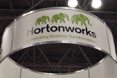 Hortonworks sign