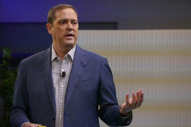 20151005 cisco chuck robbins
