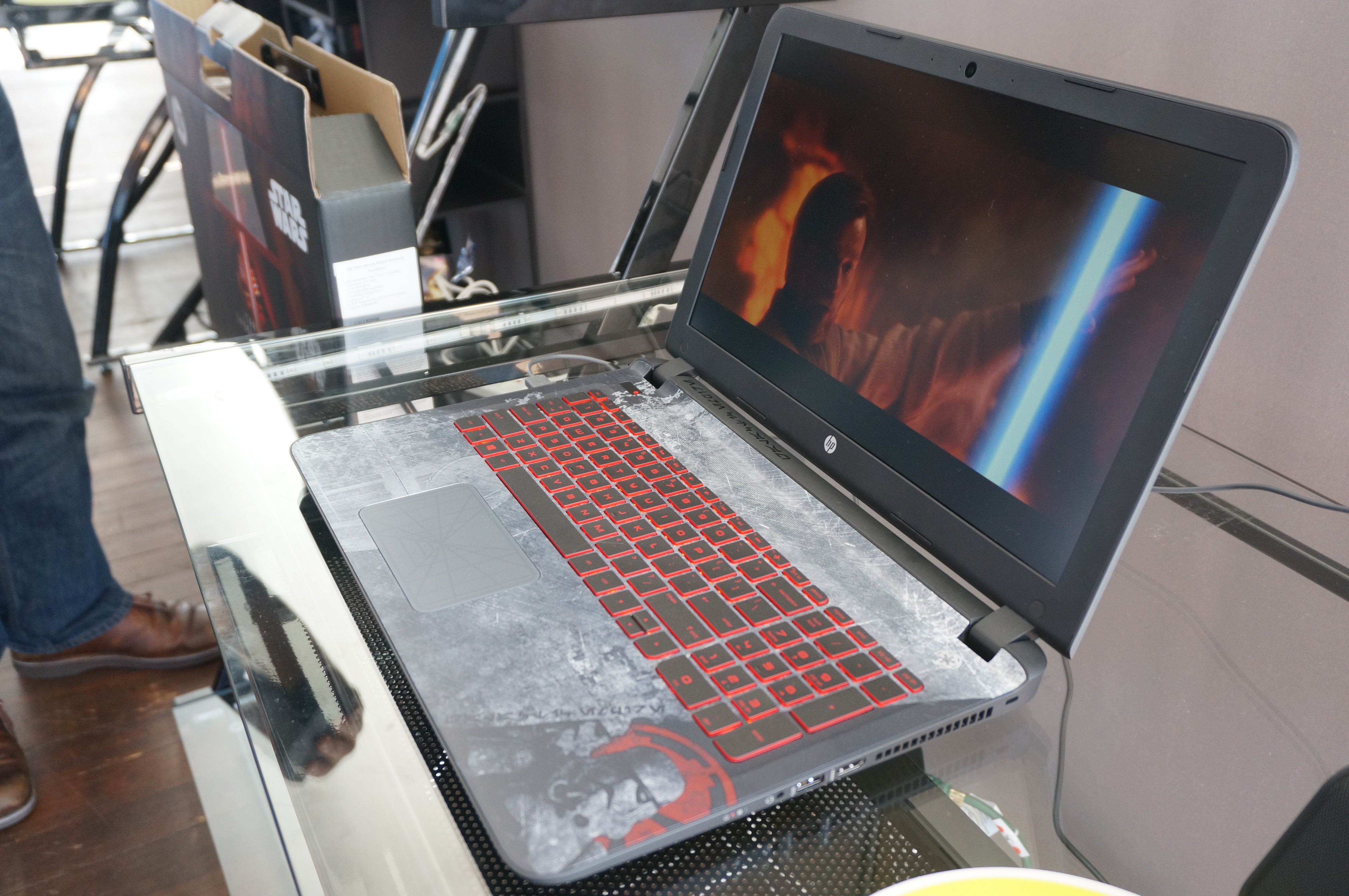 HP presenta laptop dedicada a Star Wars