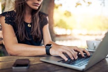 5 Smartwatch Apps You Should Bring to Work