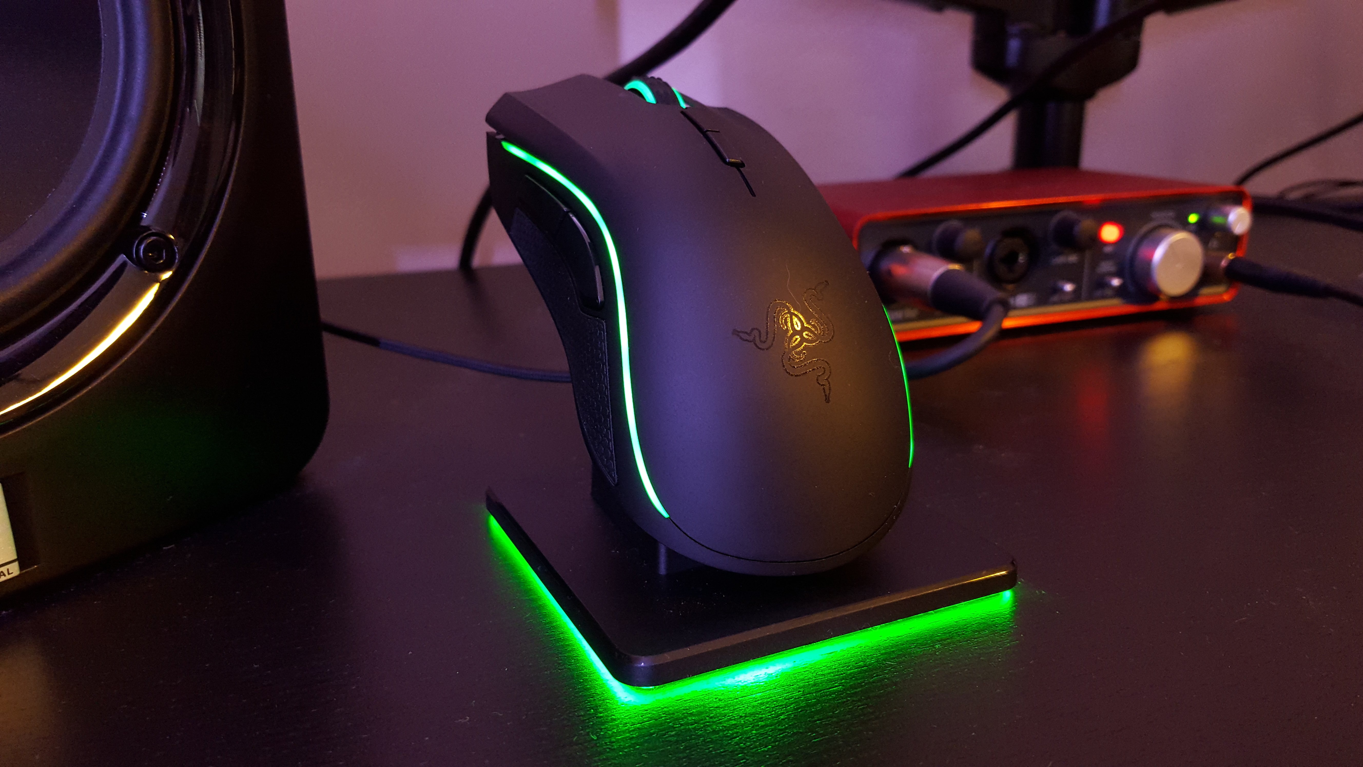 Razer Mamba review: Wired, wireless, or somewhere in between | PCWorld
